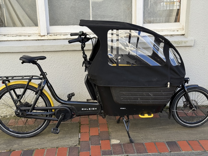 Raleigh Stride 2 family/cargo