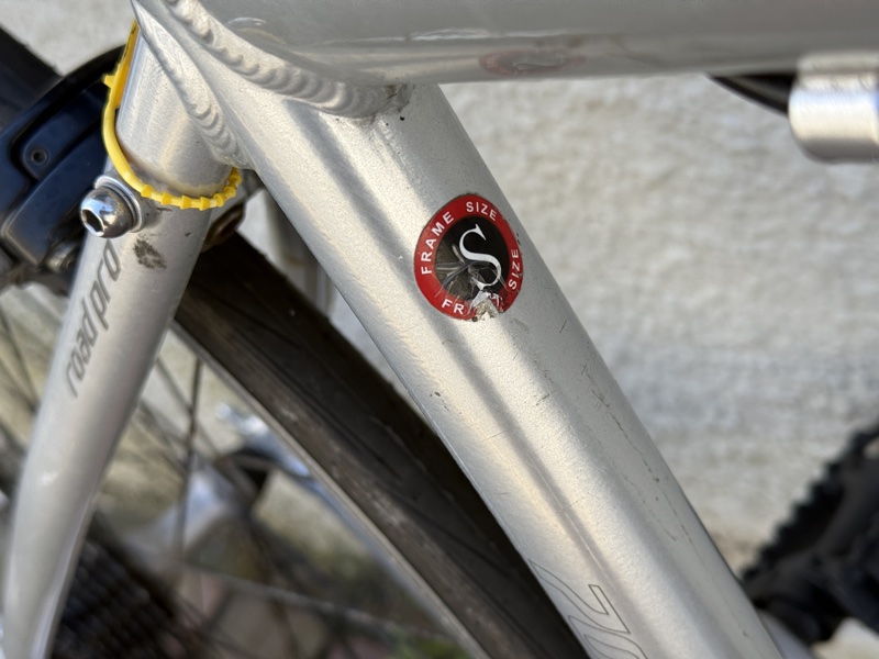 Carrera Valour Road Pro