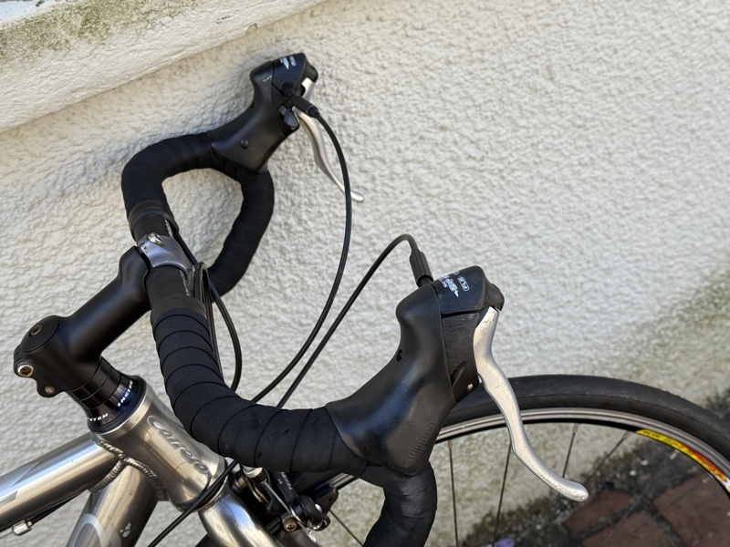 Carrera Valour Road Pro