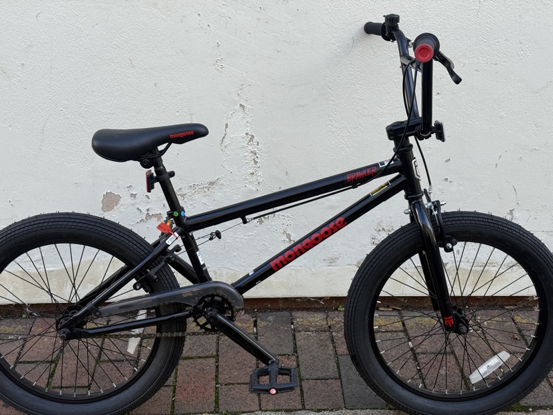 Mongoose Brawler BMX